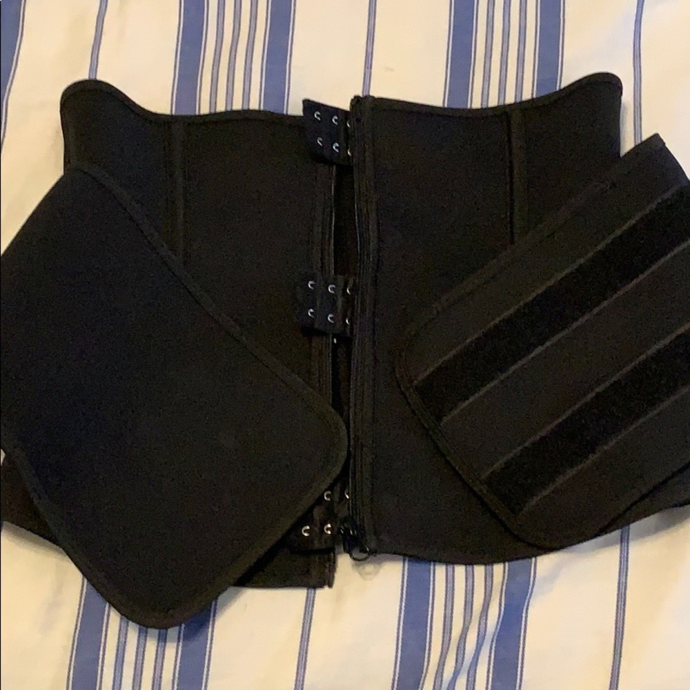 Medium Waist trainer black